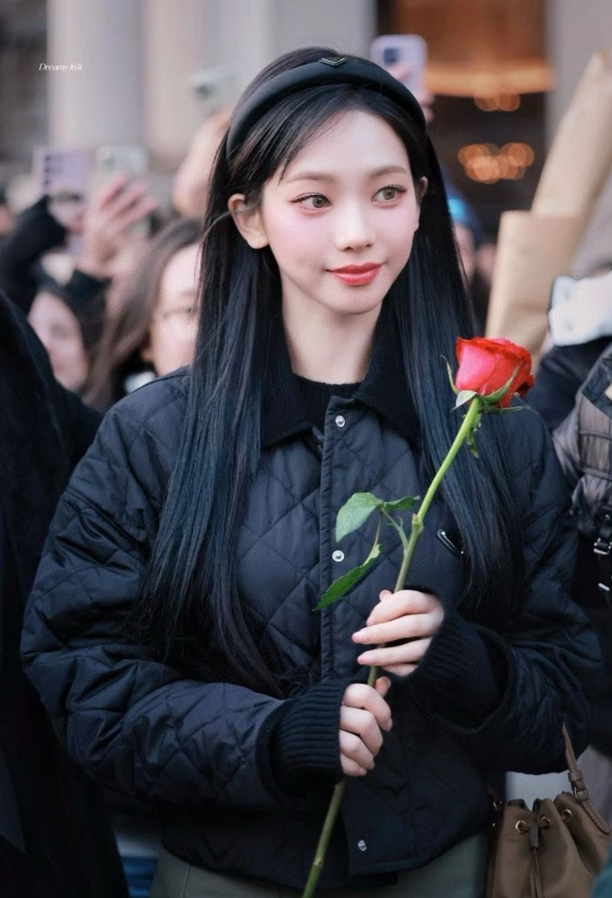 프라다-상의-국내배송 카리나 패딩