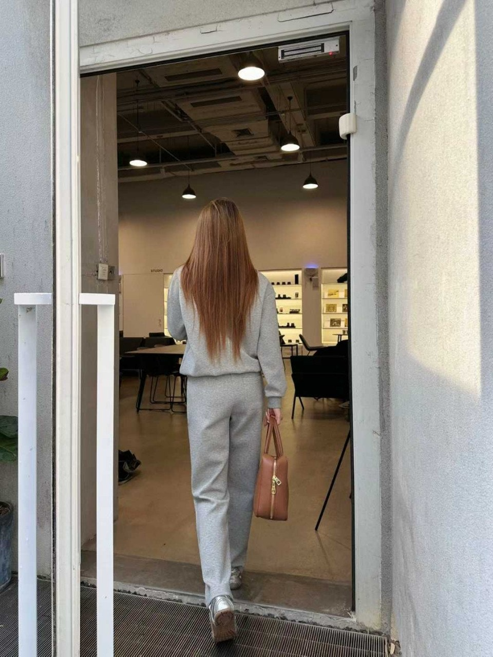 미우미우-세트-국내배송 여성용 자수패치로고 코튼 트레이닝 셋트