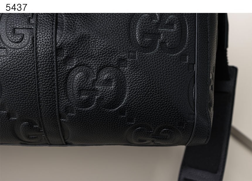 구찌-가방-국내배송 JUMBO GG LARGE DUFFLE BAG