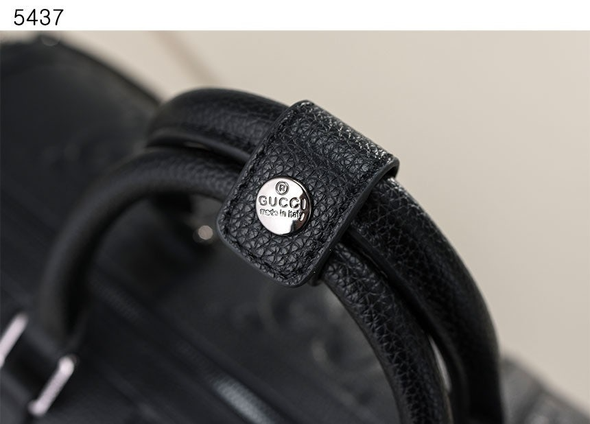 구찌-가방-국내배송 JUMBO GG LARGE DUFFLE BAG