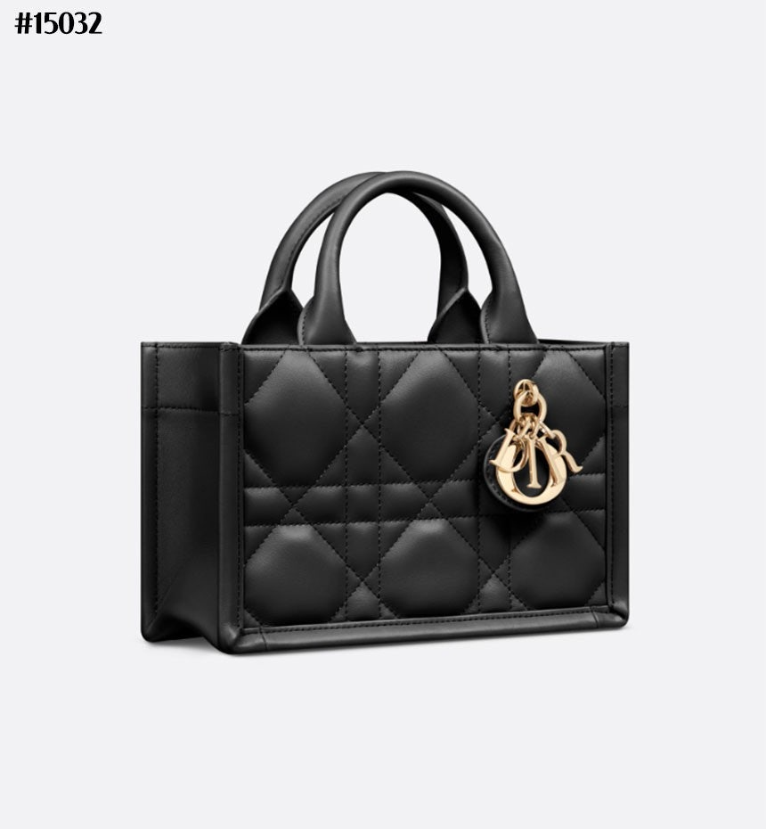 디올-가방-국내배송 매크로까나쥬 DIOR BOOK DOTE 북도트 미니 백
