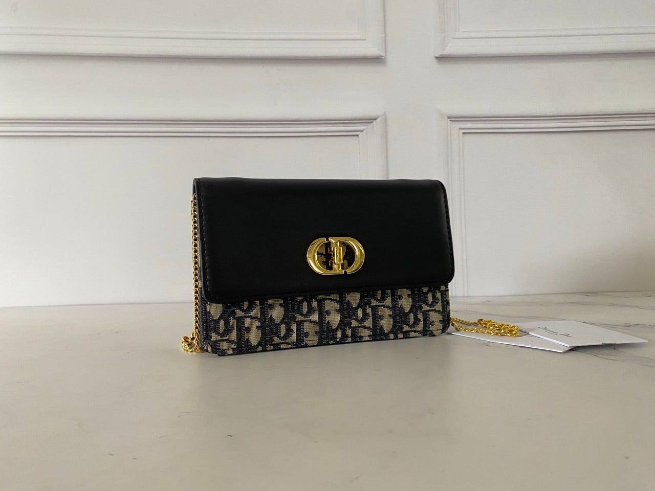 디올-가방-국내배송 미스 카로 체인 파우치 DIOR Miss Caro 체인 파우치