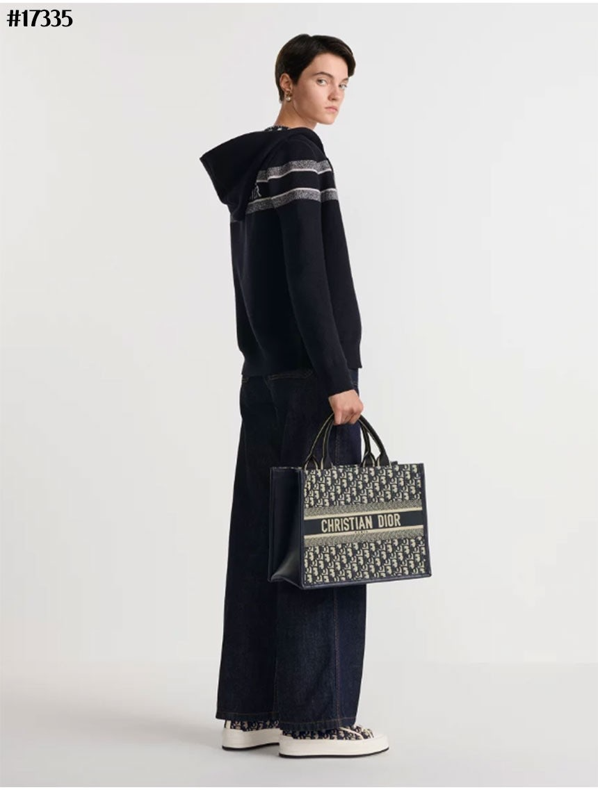 디올-가방-국내배송 Book Tote 북 토트 백