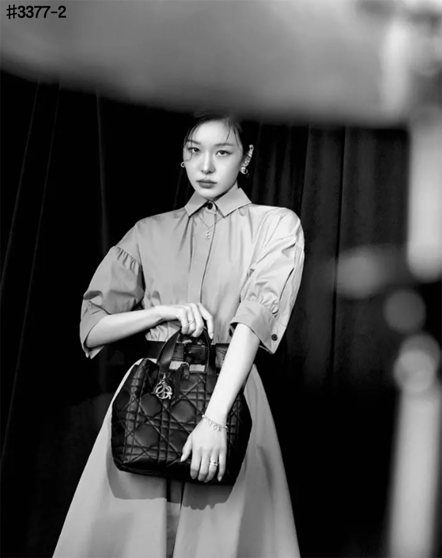 디올-가방-국내배송 Toujours 버티컬 토트백