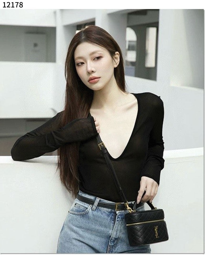 생로랑-가방-국내배송 램스킨 소재의 GABY 배니티 백