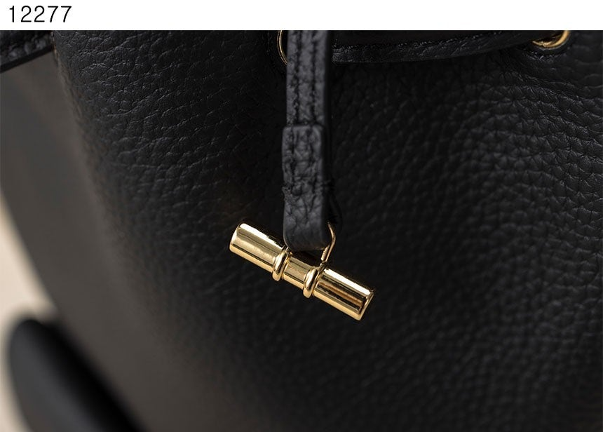 로로피아나-가방-국내배송 Extra Drawstring backpack L27 Calfskin Black