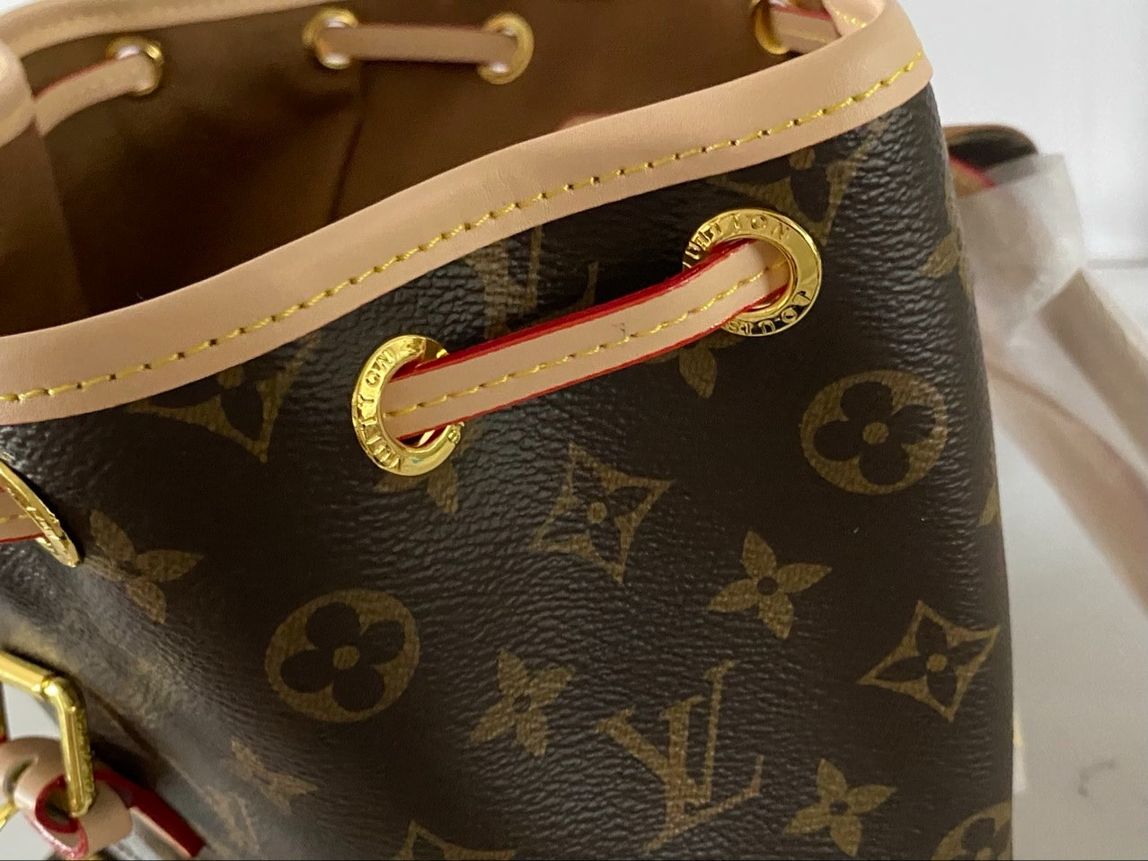 루이비통-가방-국내배송 몽수리 백팩