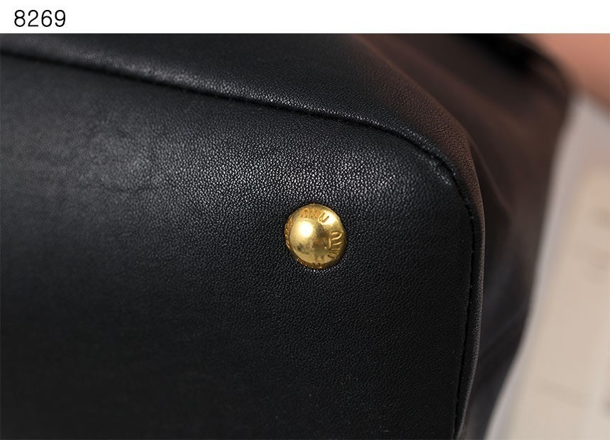 미우미우-가방-국내배송 아방뛰르 나파 가죽 백