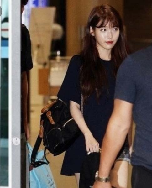 버버리-가방-국내배송 테크니컬 나일론 럭색 미디엄 백팩