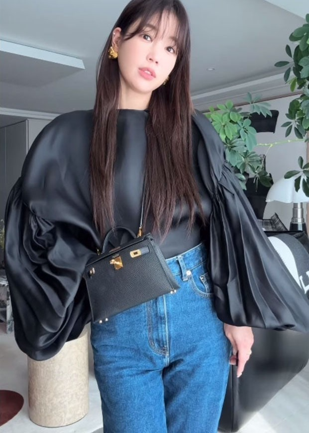 에르메스-가방-국내배송 복스 미니 켈리투20 블랙 금장