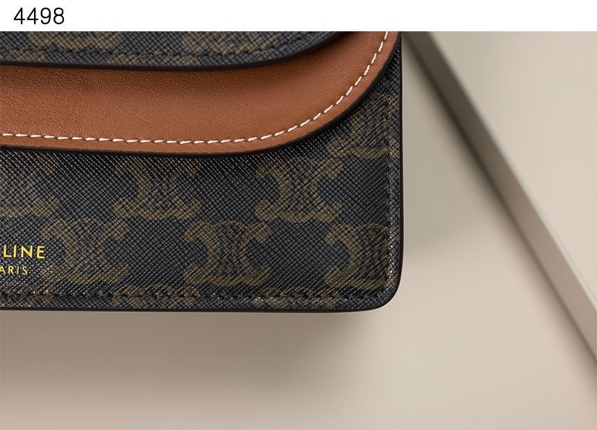 셀린느-가방-국내배송 트리옹프 캔버스 스트랩 지갑
