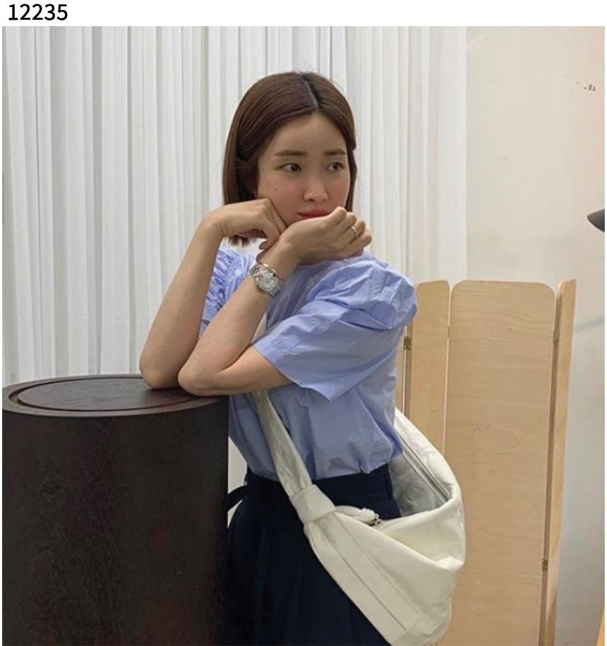 르메르-가방-국내배송 25SS 미디엄 크로와상 백 소프트 나파 레더 화이트