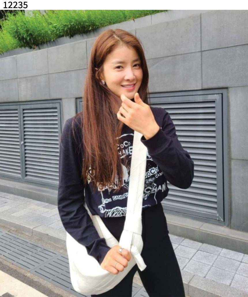 르메르-가방-국내배송 25SS 미디엄 크로와상 백 소프트 나파 레더 화이트