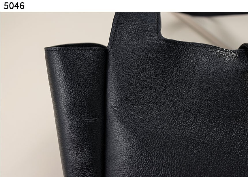 생로랑-가방-국내배송 BEA TOTE IN GRAINED LEATHER 미디엄백