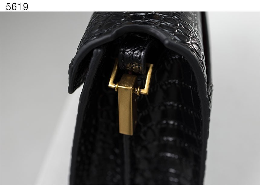 생로랑-가방-국내배송 CASSANDRA MINI TOP HANDLE BAG