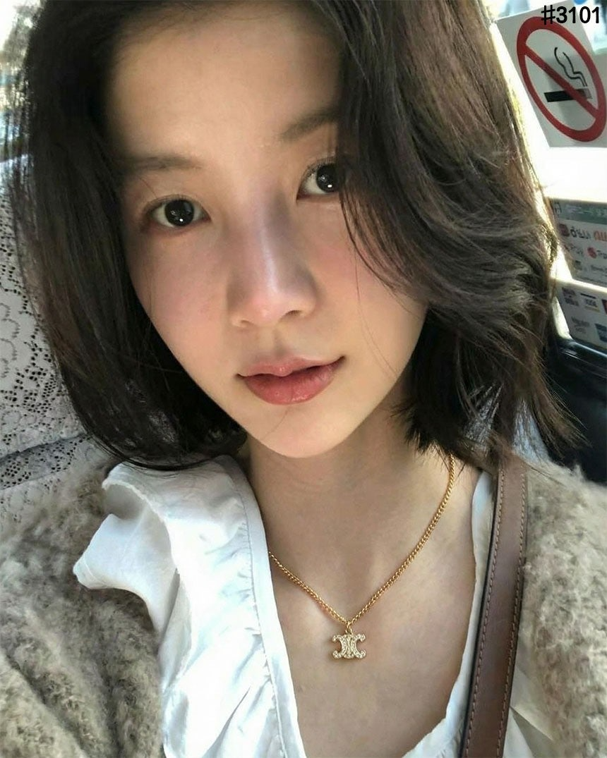 셀린느-목걸이-국내배송 트리옹프 라인 스톤 네크리스 로듐 피니시 브라스&크리스탈