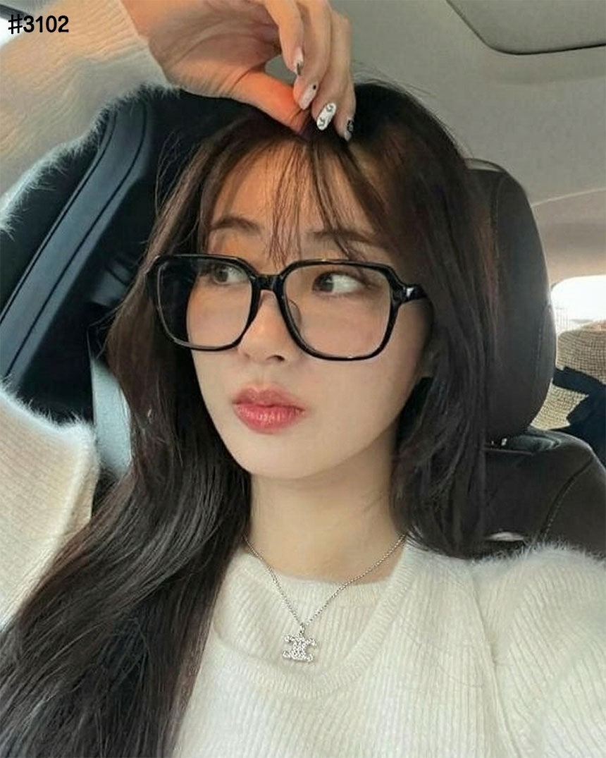 셀린느-목걸이-국내배송 트리옹프 라인 스톤 네크리스 로듐 피니시 브라스&크리스탈