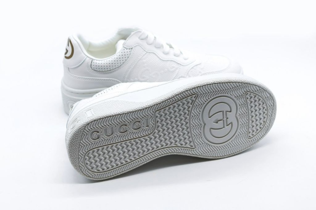 구찌-신발-국내배송 화이트 엠보 GG로고 여성 스니커즈.