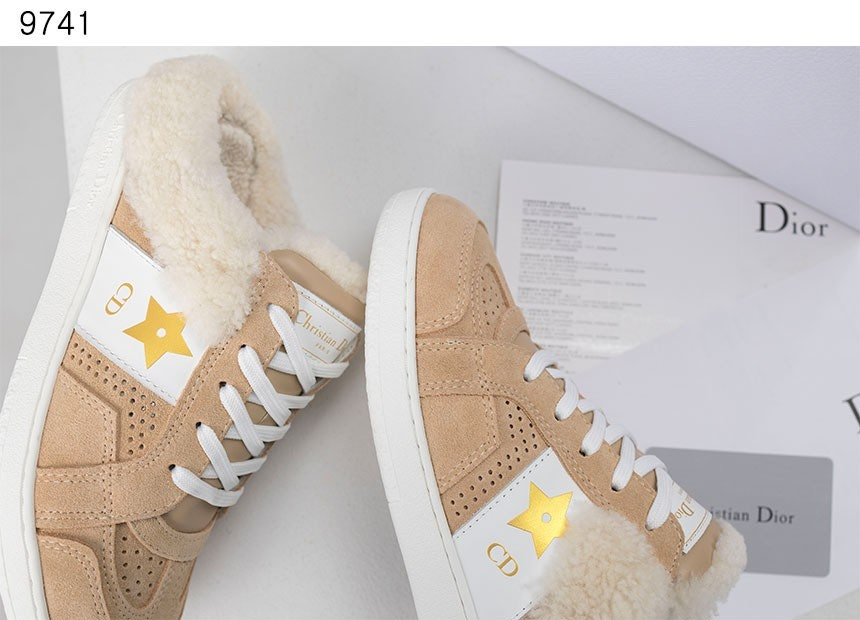 디올-신발-국내배송 Star Sneakers Beige Suede Calfskin Beige
