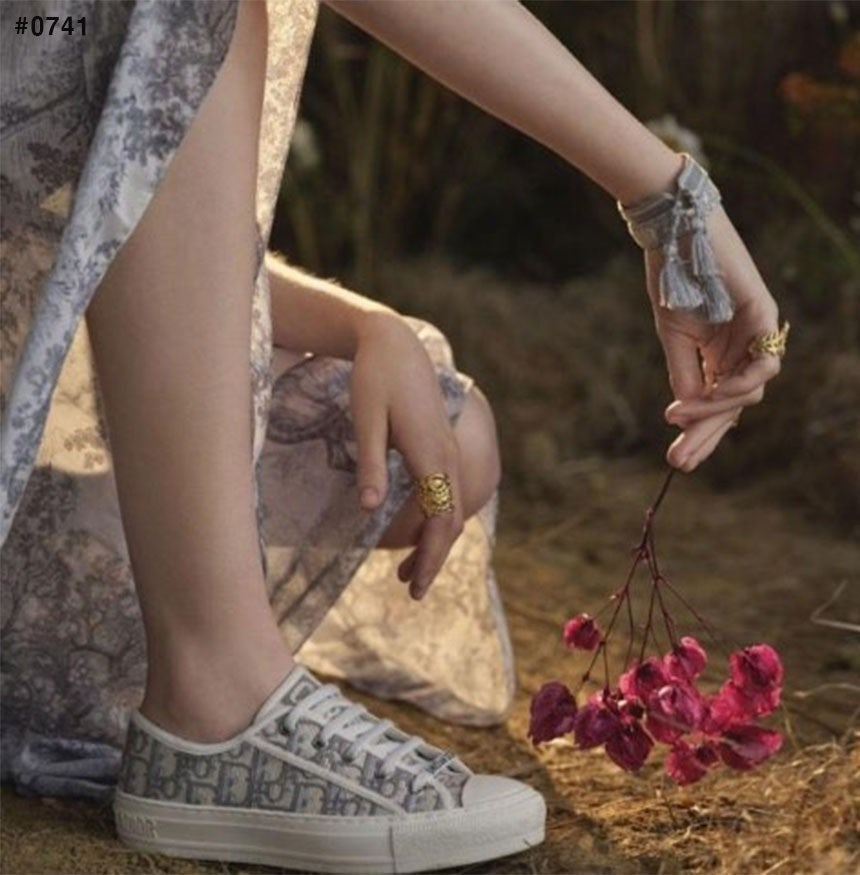 디올-신발-국내배송 WALK`N`DIOR 플랫폼 스니커즈