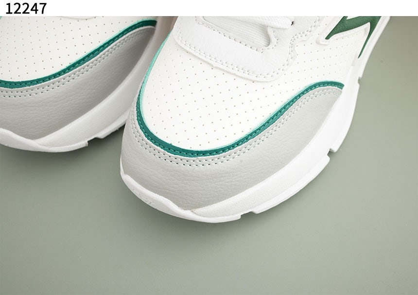 루이비통-신발-국내배송 Classic Sneakers