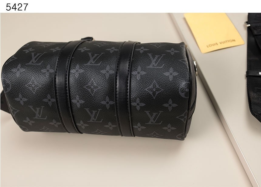 루이비통-신발-국내배송 Messenger & Shoulder Bags