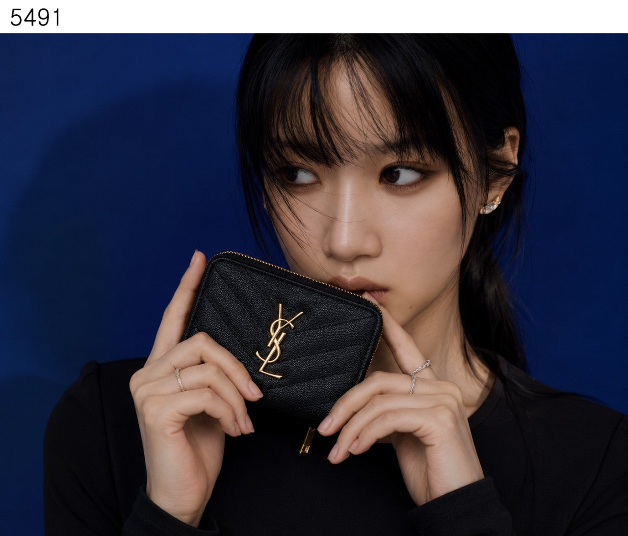생로랑-지갑-국내배송 모노그램 컴팩트 반지갑
