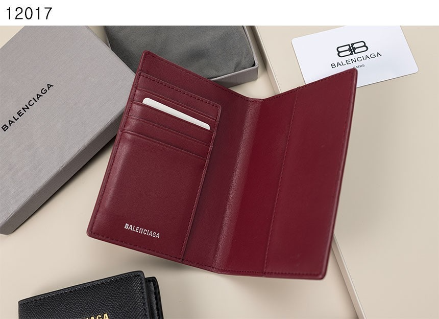 발렌시아가-지갑-국내배송 남성 패스포트 버티컬 바이폴드 지갑