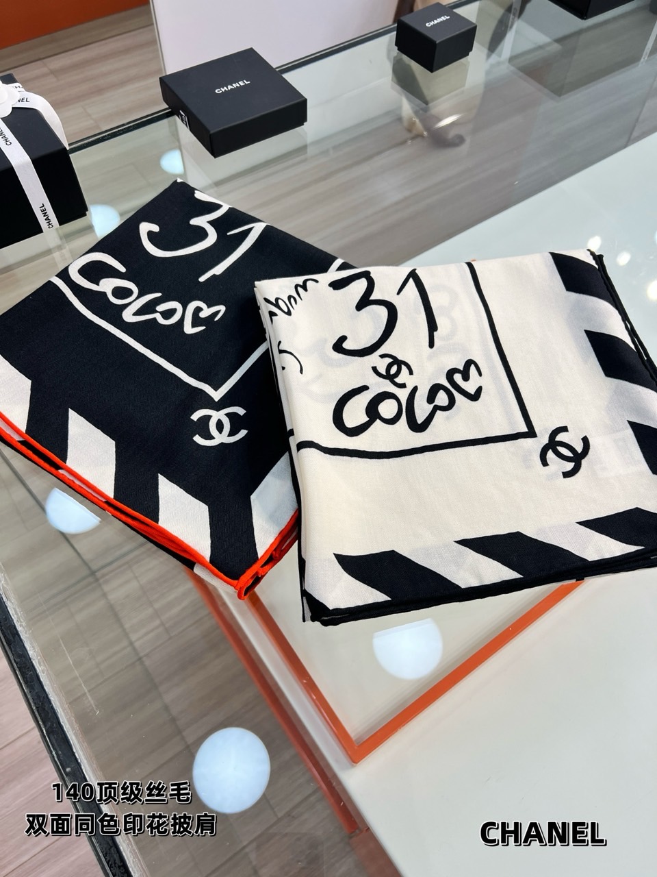 샤넬-스카프-해외배송 넘버5 스퀘어 스카프(2color)